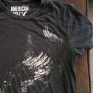 Mens American eagle tshirt